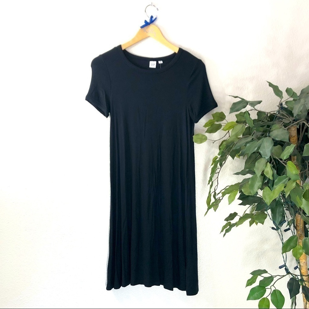 NWT Gap Ribbed Black Dress